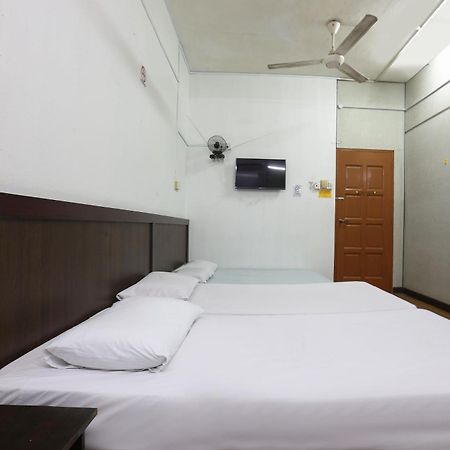 Oyo 89755 D&D Budget Inn Kota Bharu Zewnętrze zdjęcie